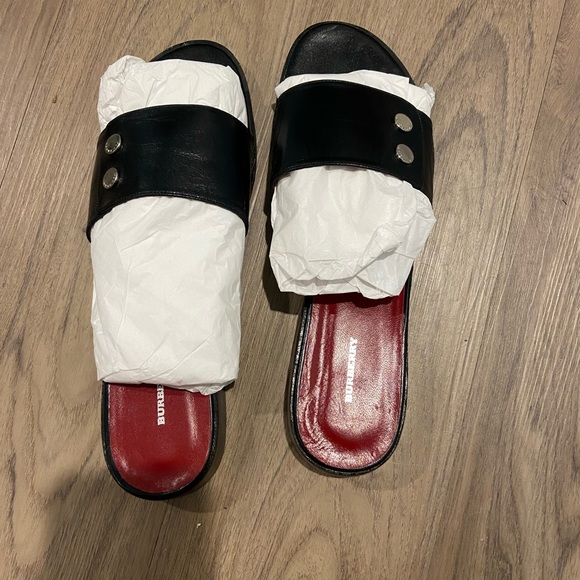 Black Burberry sandal with 2 silver designed “buttons” - Picture 5 of 6